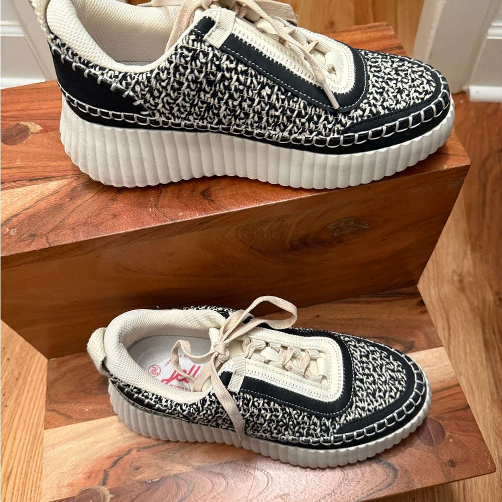 Jellypop Black and White Comfort Sneakers